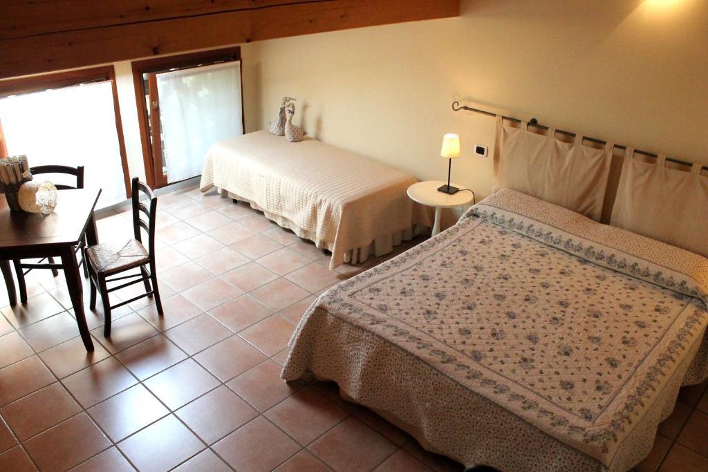 Agriturismo Al Barco Pensionat Sommacampagna Værelse billede